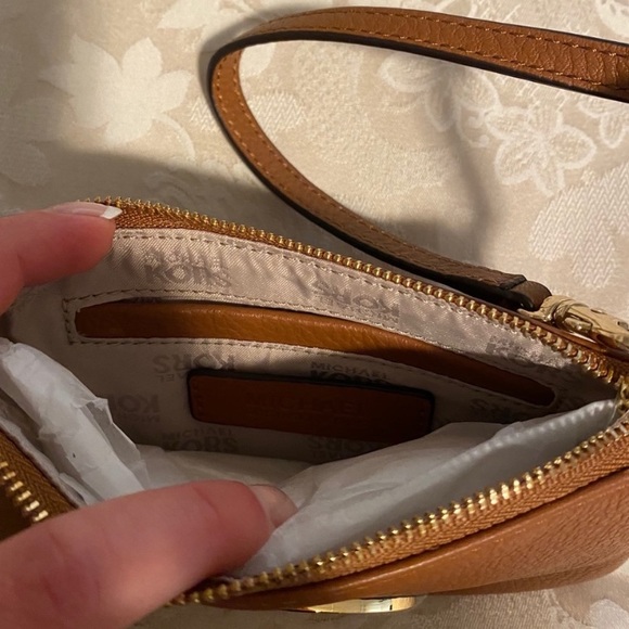 NWT Michael Kors Chestnut Brown Leather Wrislet - Picture 5 of 6